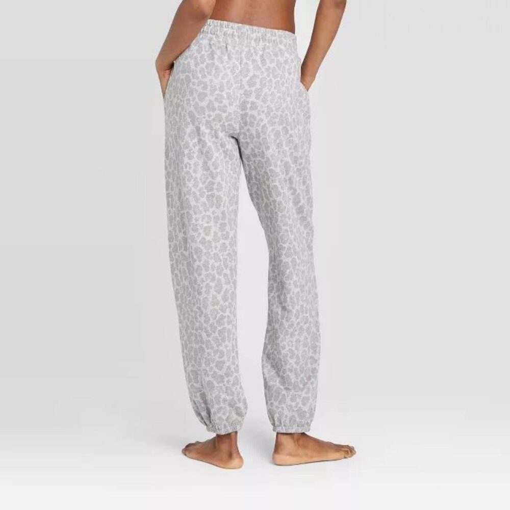 Colsie Leopard Print Matching Set - image 3